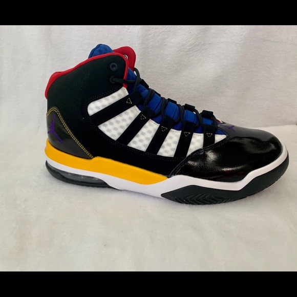 jordan max aura black court purple